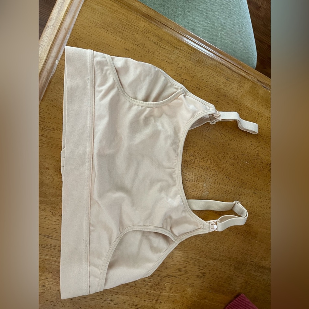 Bravado Size Medium Pumping Bra